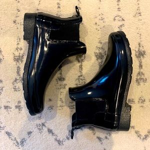 Hunter Refined Chelsea Gloss Rain boots, size 8